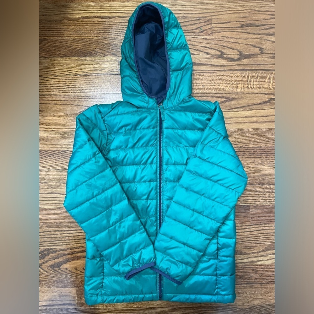 Youth Amazon Essentials Hooded Puffer Jacket Size Large